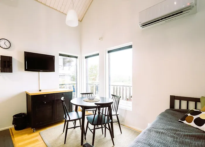 Lodge Helmiranta, Helmi Merenrannassa